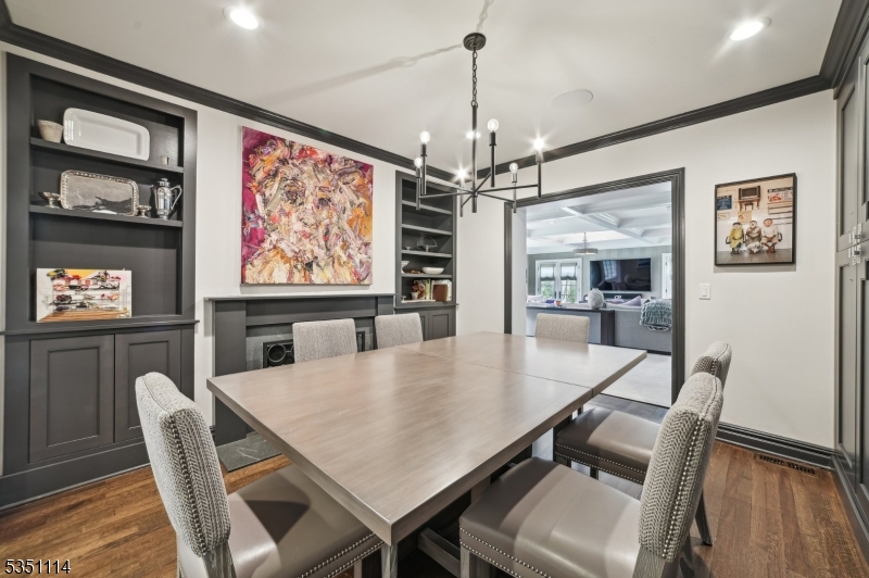 CRESCENT / GLENWOOD - Residential