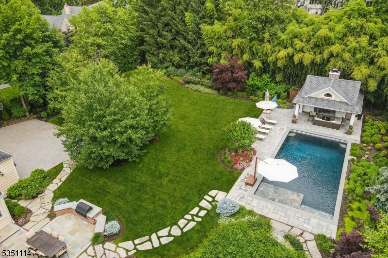 CRESCENT / GLENWOOD - Residential