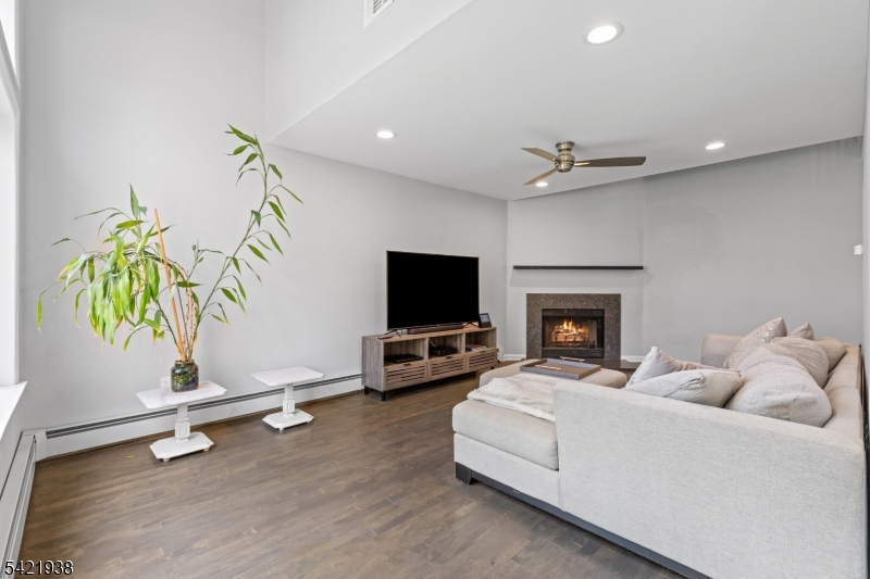 Townsquare Village - Residential