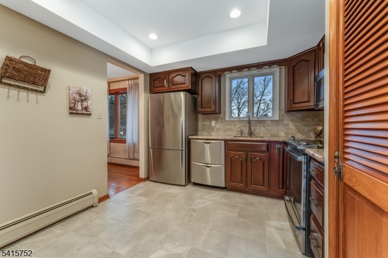 BRADLEY GARDENS - Residential