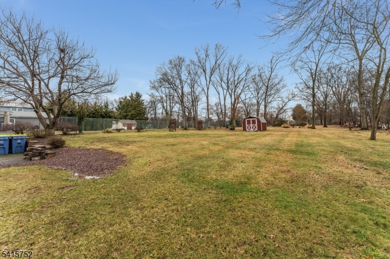 BRADLEY GARDENS - Residential