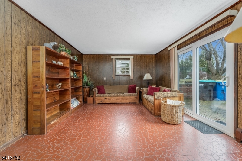 BRADLEY GARDENS - Residential