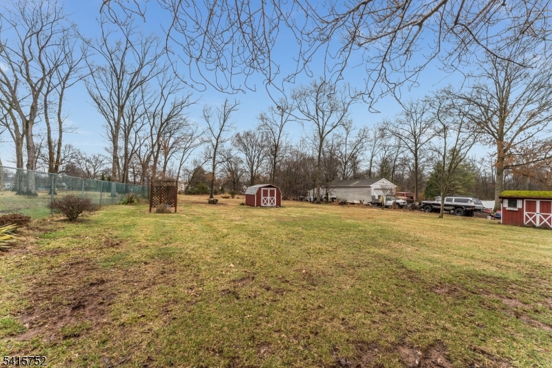 BRADLEY GARDENS - Residential