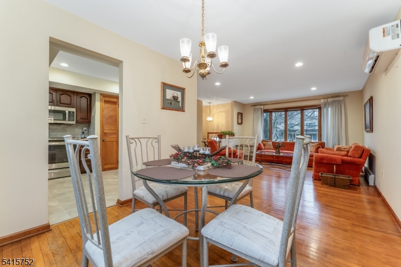 BRADLEY GARDENS - Residential