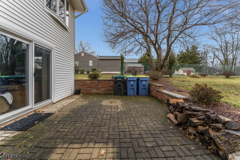 BRADLEY GARDENS - Residential