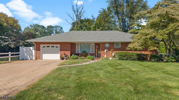 704 3RD ST, DUNELLEN, NJ 08812 - Image eadfa3cf98fe11eb07d0bf4e3d806808/3539650127