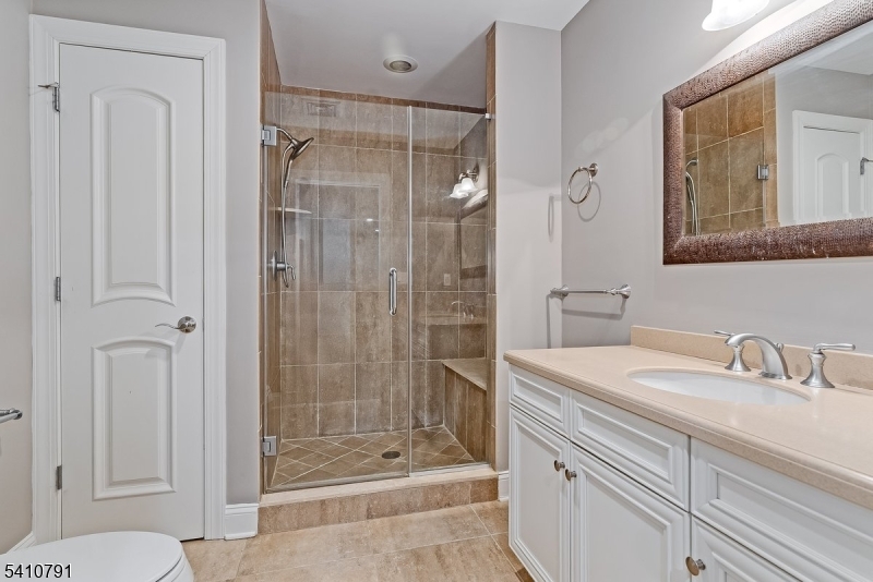 Vizcaya - Residential