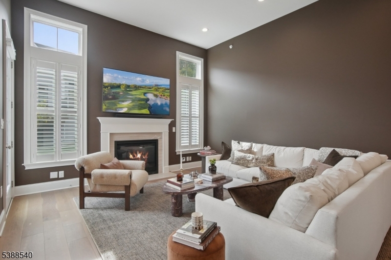 Villas at Warren - Residential