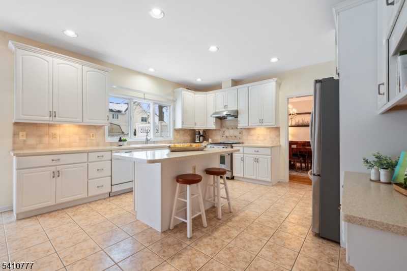 Country Classics - Residential