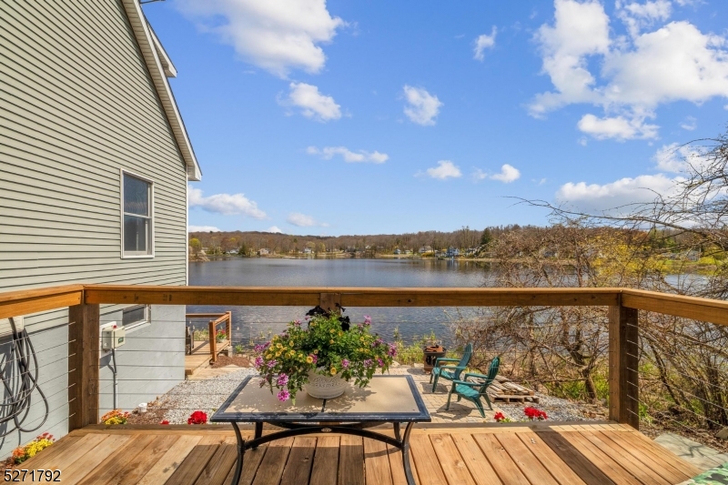 Lake Wanda - Residential