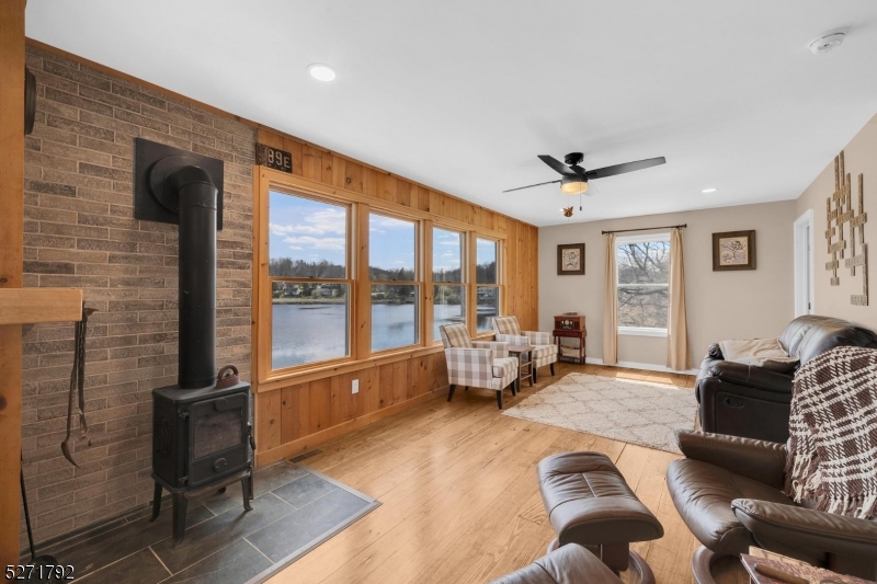 Lake Wanda - Residential