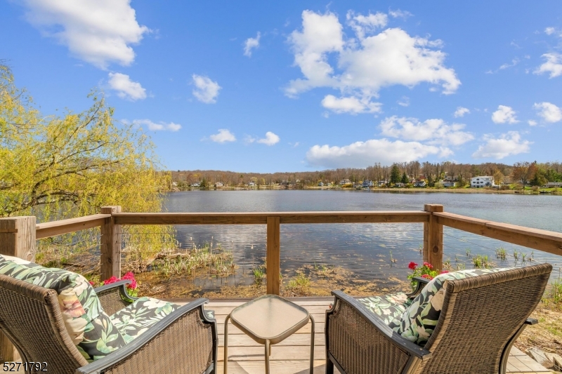 Lake Wanda - Residential