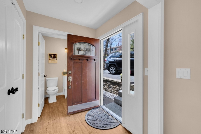 Lake Wanda - Residential