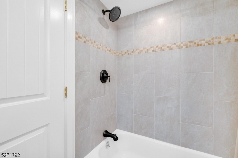 Lake Wanda - Residential