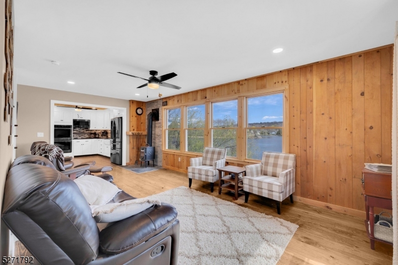 Lake Wanda - Residential