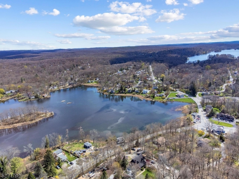 Lake Wanda - Residential