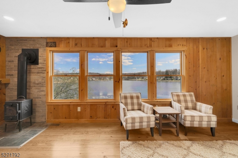 Lake Wanda - Residential