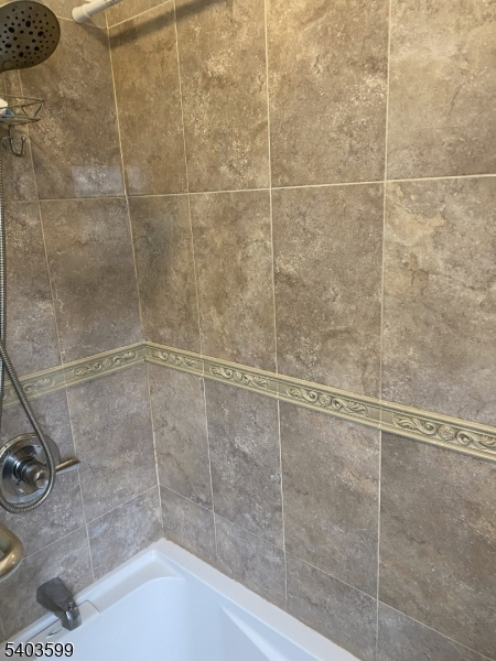 Lakeview - Residential Lease