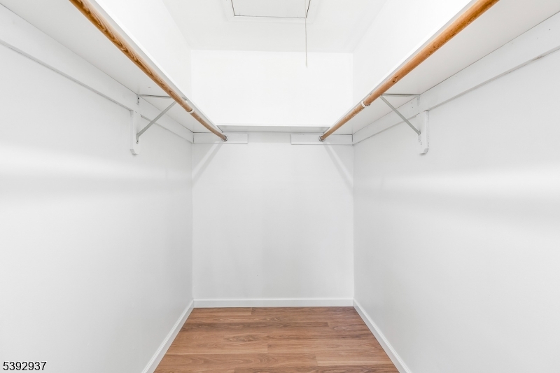 Foxhall - Residential