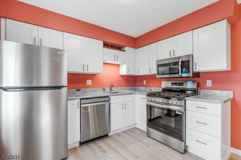 Foxhall - Residential