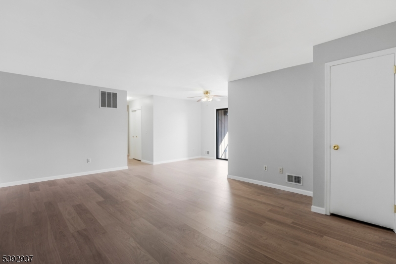 Foxhall - Residential