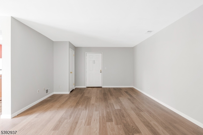 Foxhall - Residential