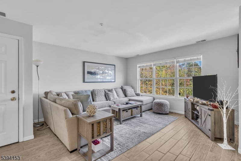 Eden Lane Condos - Residential