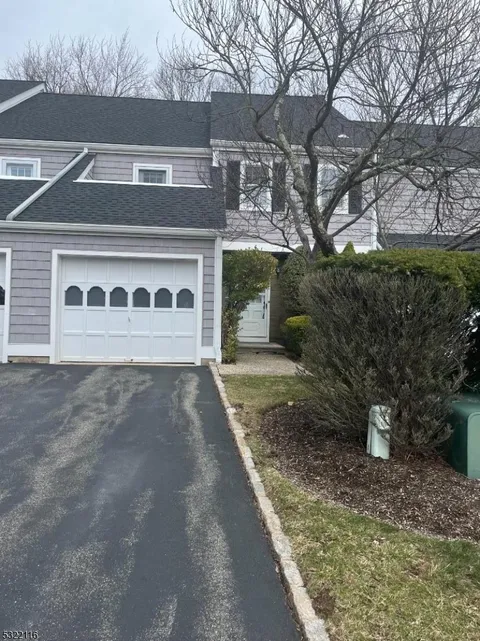 6 Hampshire Dr, Mendham Boro, NJ 07945 - MLS#: 3952262