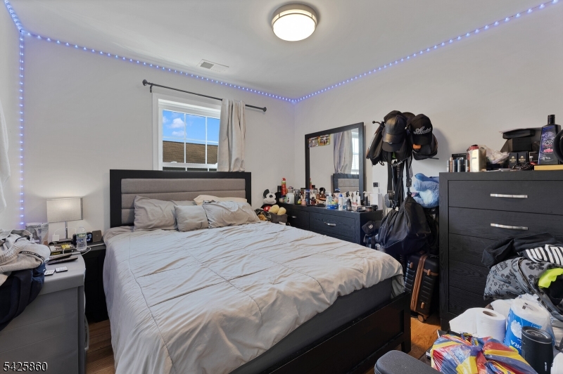 IRONBOUND - Residential Income