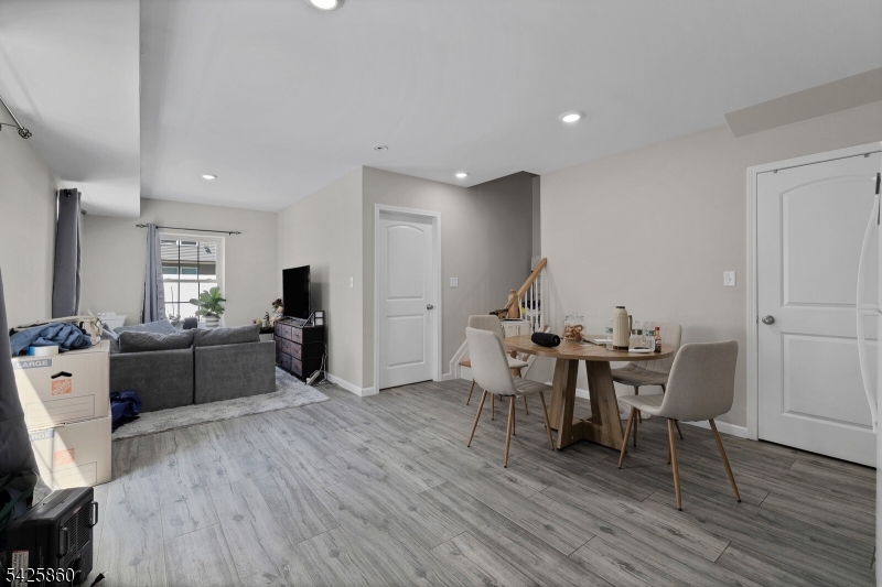 IRONBOUND - Residential Income