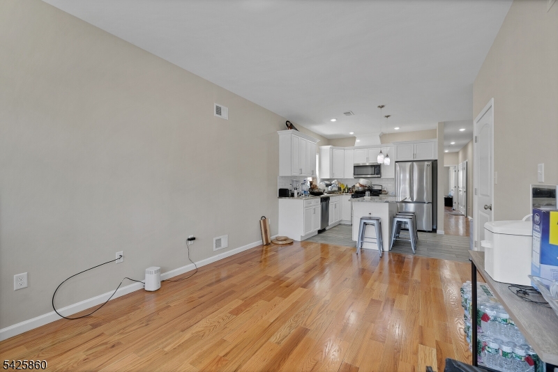 IRONBOUND - Residential Income