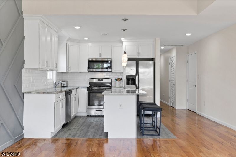 IRONBOUND - Residential Income