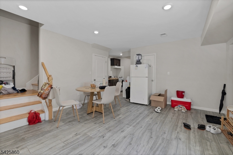 IRONBOUND - Residential Income