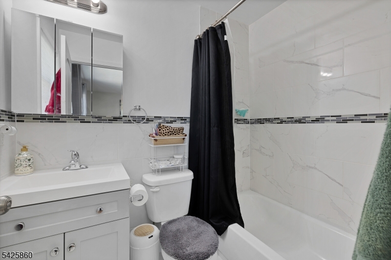 IRONBOUND - Residential Income