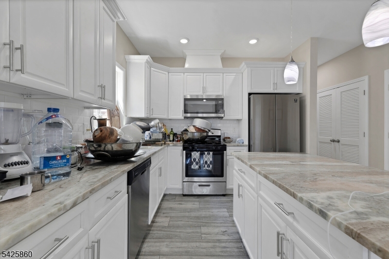 IRONBOUND - Residential Income