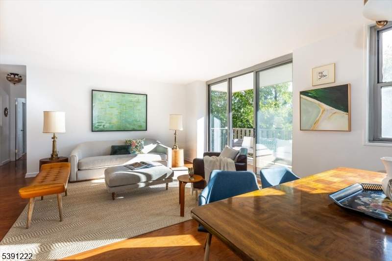 Bellaire House - Residential