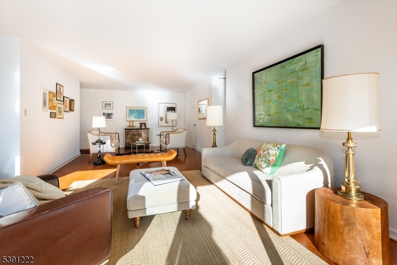 Bellaire House - Residential