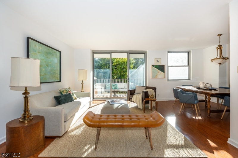 Bellaire House - Residential