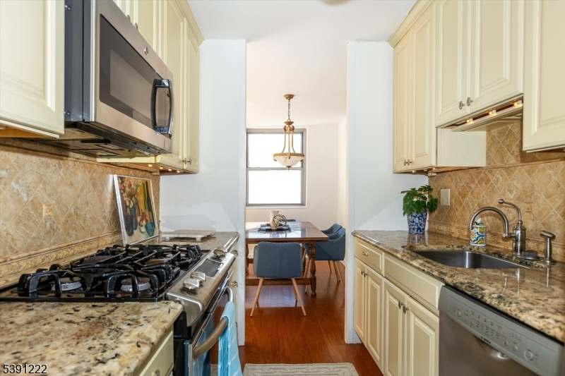 Bellaire House - Residential