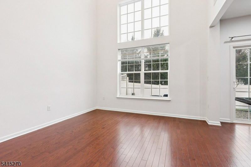 Hartland Squre - Residential