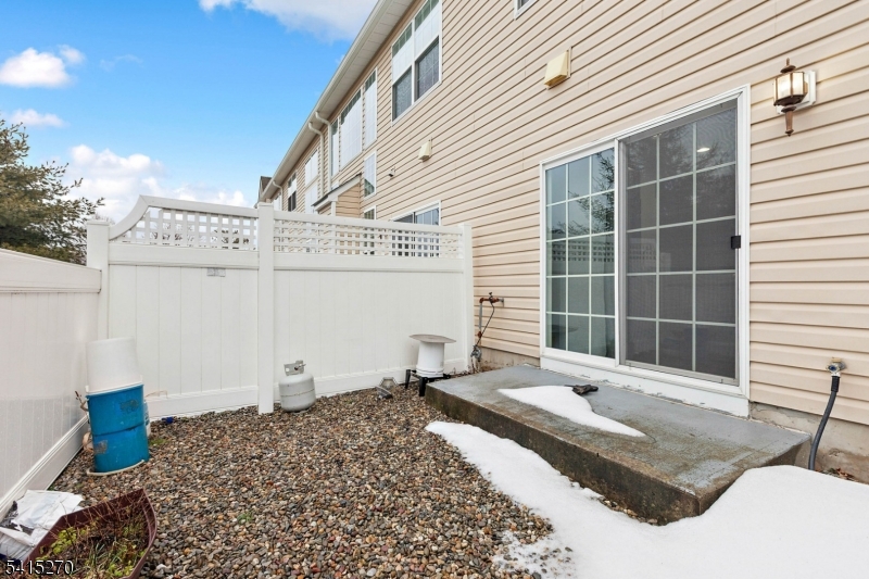 Hartland Squre - Residential