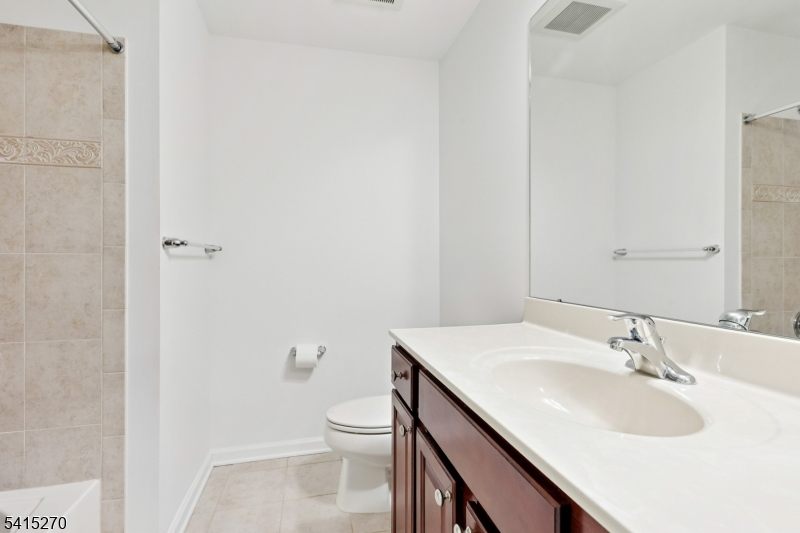 Hartland Squre - Residential