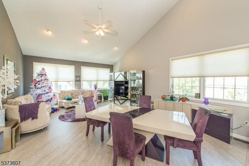 Clove Hill Manor - Residential