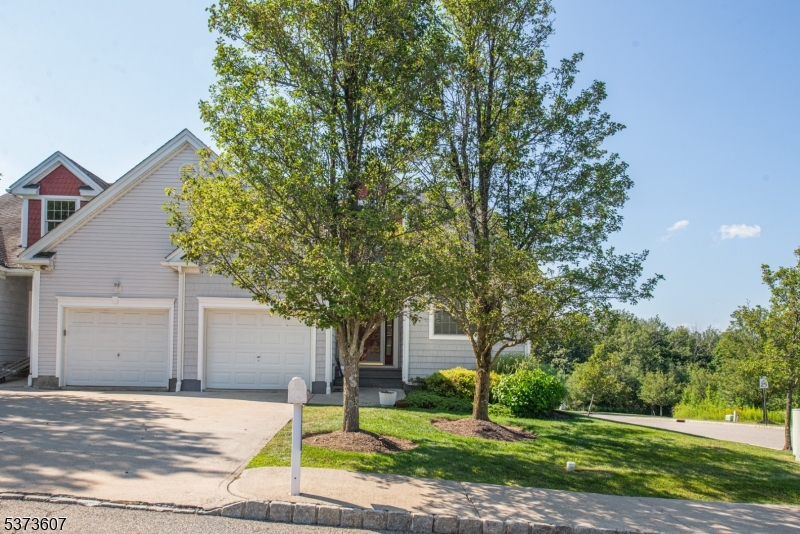 Clove Hill Manor - Residential