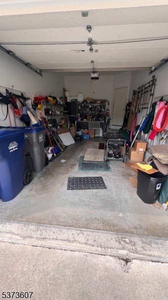 Clove Hill Manor - Residential