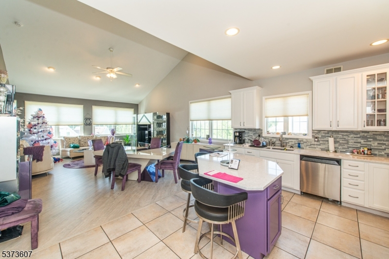 Clove Hill Manor - Residential