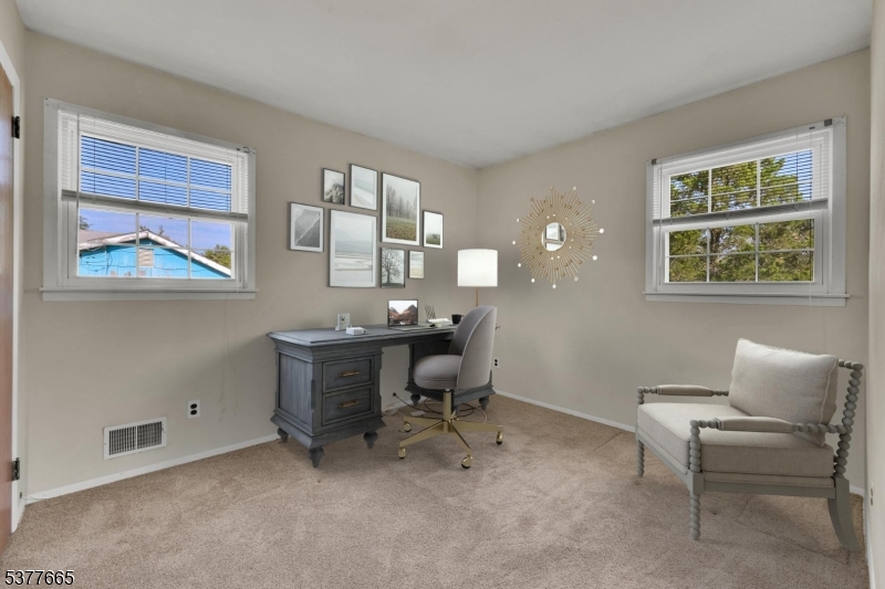 Green Knoll - Residential