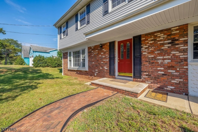 Green Knoll - Residential