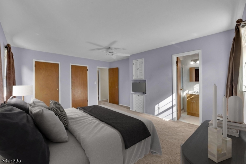 Green Knoll - Residential