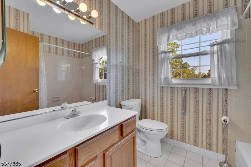 Green Knoll - Residential